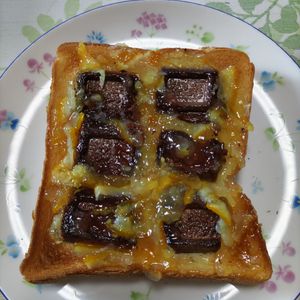KUMIKOの作ってみた!投稿(この組合せはクセになる!オレンジ焼きチョコトースト)