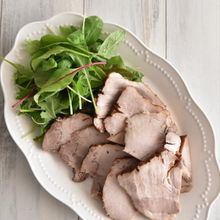 作りおきOK！紅茶茹で豚の酢醤油漬け