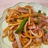 ぴの作ってみた!投稿(うどんナポリタン【冷凍うどんは救世主】)
