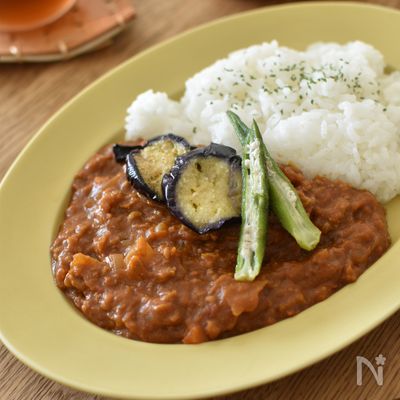 5分煮込むだけ!夏野菜たっぷり時短カレー