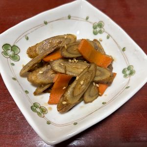 りんごの作ってみた!投稿(簡単♪甘辛きんぴらごぼう)