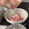 豚バラとひらひら大根の炒め煮の工程2