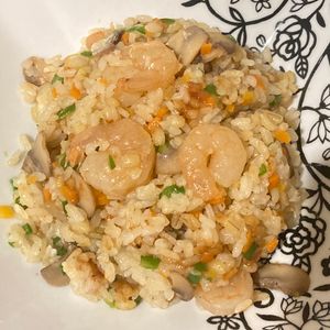 すみれの作ってみた!投稿(材料入れて炊くだけ【喫茶店のあの味♪えびピラフ】)
