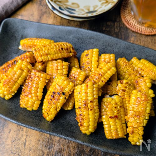 【悪魔のピリ辛とうもろこし】芯ごとガブッ!!🌽