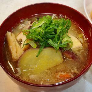 ゆきぼうの作ってみた!投稿(【本気で旨い豚汁】文句なしのおいしさ!丼で食べたい!)