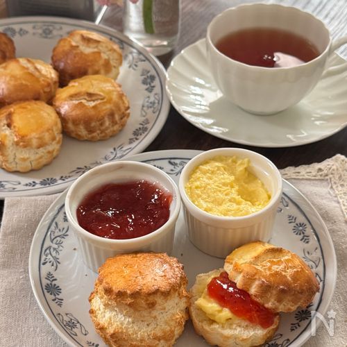 バターオイルなしでも、ぱかっと膨らむ「米粉スコーン」