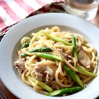 豚肉とアスパラのバター醤油焼きうどん