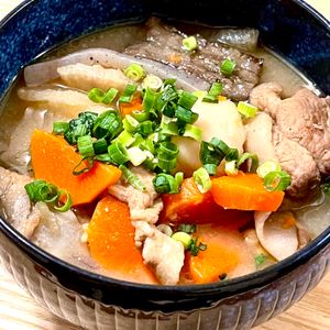 michuの作ってみた!投稿(ゴロゴロ具材がメイン♪フライパンで作る『食べる豚汁』)