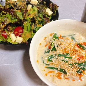し☆の作ってみた!投稿(【節約お野菜を使った豆腐と豚バラの豆乳鍋】)