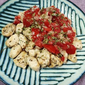 M＊Pの作ってみた!投稿(家族大絶賛！ピリ辛トマトソースでさっぱり！鶏肉ソテー)