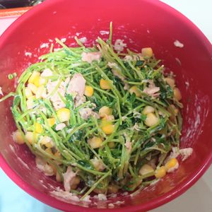 milkの作ってみた!投稿(豆苗とツナのコールスロー風サラダ♩豆苗で栄養満点💯経済的)
