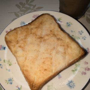 KUMIKOの作ってみた!投稿(食べたい時にすぐ作れる！【即席メロンパン風トースト】)