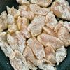 【鶏むね肉と玉ねぎのマリネ】さっぱりしっとり柔らか美味しい♪の工程1