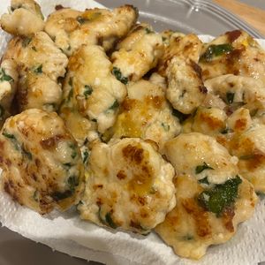 あいのの作ってみた!投稿(肉感チーズ感しっかり♡簡単ささみ紫蘇チーズナゲット)