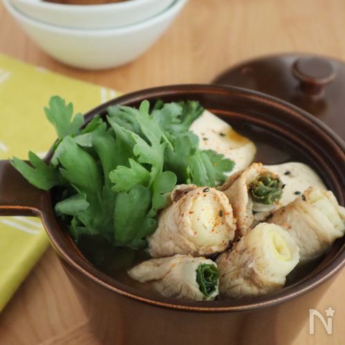 ねぎの甘みを味わう豚巻き醤油鍋