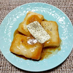 よっこの作ってみた!投稿(やみつき！めんつゆバター餅【食べすぎ注意！調味料3つ超簡単】)