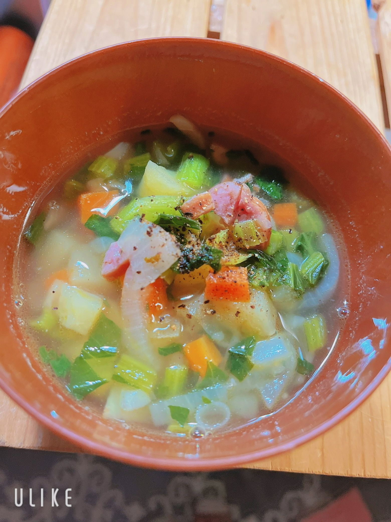 レンジで野菜を甘く♡『ベーコンポテトのオニオンスープ』の作ってみた