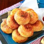 【もちもちじゃが芋のチーズボール 】とろ〜りチーズ♡