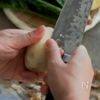 材料入れて煮込むだけ【鶏じゃが塩バターポトフ】の工程1