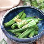 我が家の定番に決定！にんにく生姜香る♡無限オクラ中華炒め
