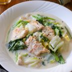 鶏むね肉と白菜と小松菜の和風クリーム煮