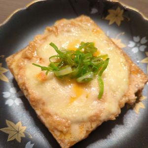 たりおの作ってみた!投稿(副菜に♪おつまみに♪ピリ辛ツナマヨ厚揚げ)