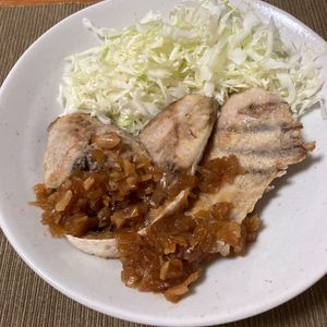 あすかの作ってみた!投稿(和風玉ねぎソースがからんで美味♪ぶりステーキ)