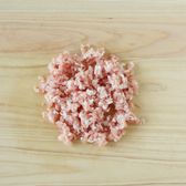 豚肉を細かくする