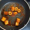 余ったお餅で簡単♪ちくわとコチュジャンのおもチーズ焼きの工程2