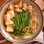 うまピリ辛！豚ニラもやしの豆板醤鍋