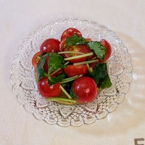 𝔂𝓾𝓶𝓲🍓の作ってみた!投稿(ミニトマトと三つ葉のわさび醬油マリネ)