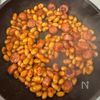 5分で完成《大豆とウインナー♡BBQ炒め》の工程3