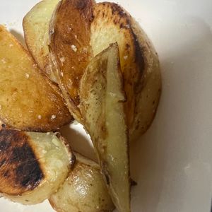 さやぴの作ってみた!投稿(揚げずに簡単◎甘じょっぱくてハマる！【やみつきポテト】)