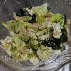 鶏皮坊主の作ってみた!投稿(きゃべつときゅうりとわかめのコク旨ナムル風サラダ)