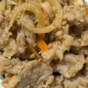 1026012の作ってみた!投稿(みそ漬けマジックでお肉柔らか！豚肉と舞茸のプルコギ風みそ炒め)