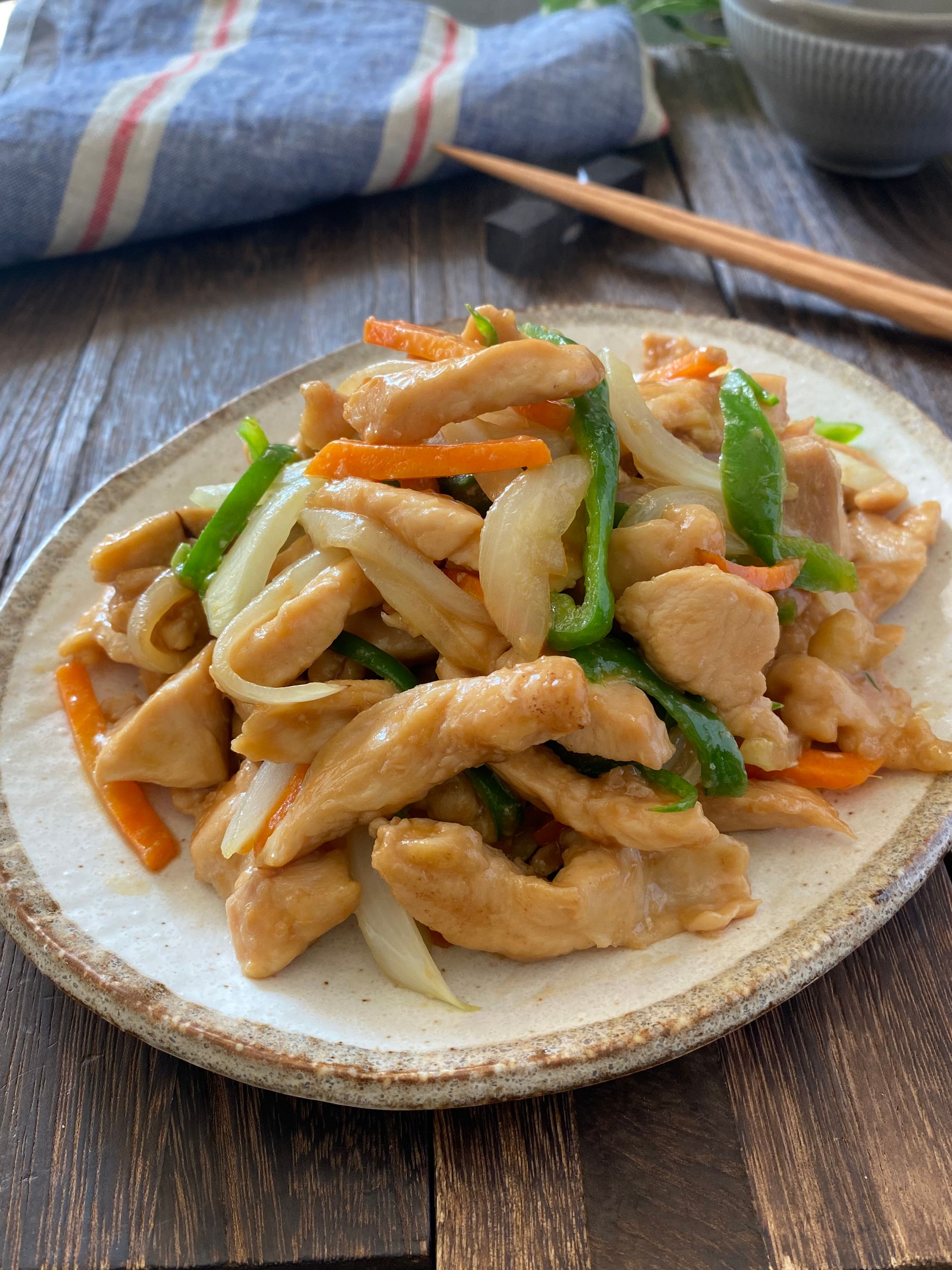 鶏むね肉の青椒肉絲風炒め | レシピサイトNadia