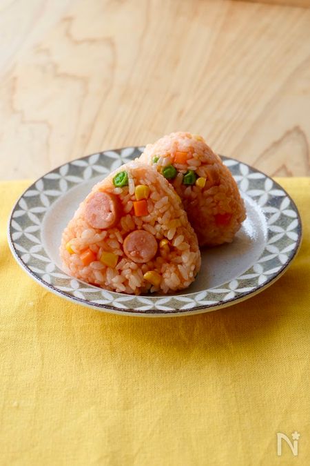 ケチャップライスおにぎり