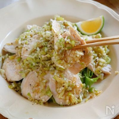 やみつき【鶏むね肉のねぎ塩ペッパー】