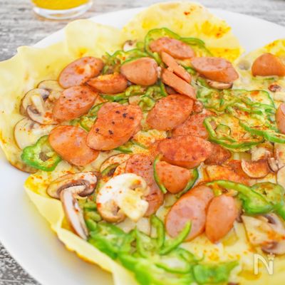 【フライパンで作る】餃子の皮のスピードピザ