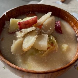 山子の作ってみた!投稿(【根菜と厚揚げの具だくさん酒粕味噌汁】お腹もお肌もピカピカ)