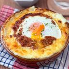 2つのソースはレンジで簡単！熱々とろとろ♪【ミートドリア】