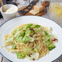 キャベツとアンチョビの絶品！シンプルパスタ