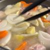 【クリームシチュー改】いつもの味が進化する裏技。の工程2