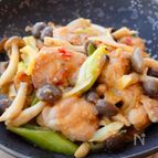 【簡単♪鶏肉と長ねぎの辛味噌炒め】ビールのおつまみにも♪
