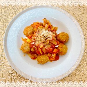 にゃ〜むずの作ってみた!投稿(ワンパン10分！【ミートボールトマト煮込み】簡単ご馳走レシピ)