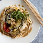 『ピリ辛！香味なすのごまだれうどん』＃簡単＃夏バテ防止