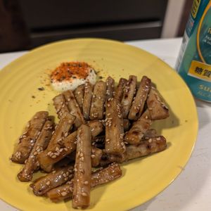 azuの作ってみた!投稿(【甘辛ごぼう炒め】今晩のおつまみはこれ!一味マヨが最高♡)