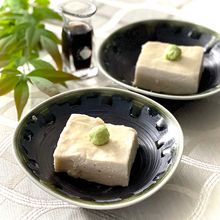 生落花生でジーマーミー豆腐