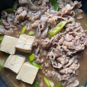 1501983の作ってみた!投稿(豆腐2丁がペロリ！牛肉柔らか、味染み極まる【基本の肉豆腐】)