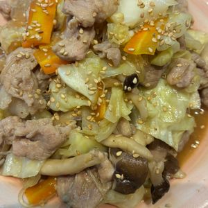 くだもの大好き🧡の作ってみた!投稿(【天才的！豚こま肉とキャベツのワンパン春雨いため】時短♡節約)